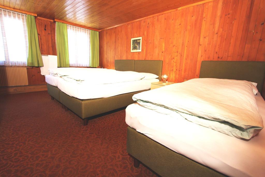 Hotel-Restaurant Alpina Innertkirchen Habitación foto