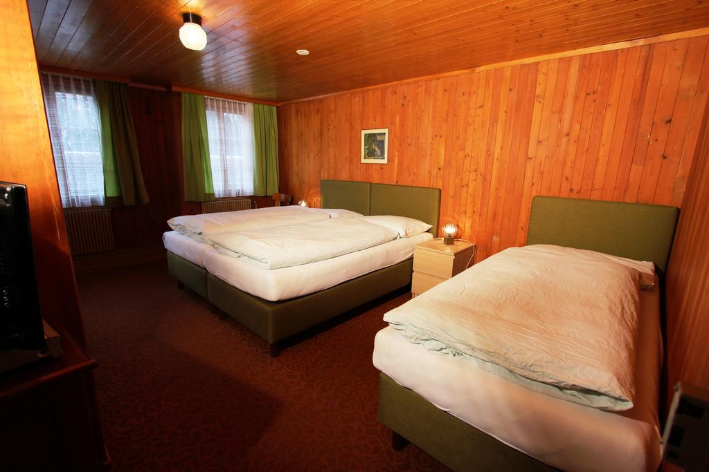 Hotel-Restaurant Alpina Innertkirchen Habitación foto