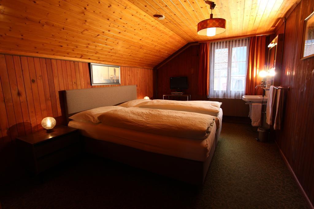 Hotel-Restaurant Alpina Innertkirchen Habitación foto